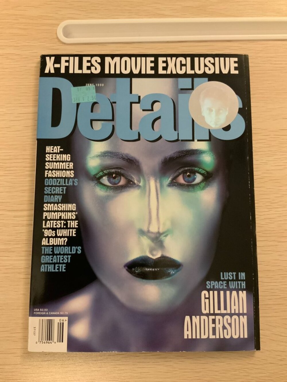 Details Magazine June 1998 Gillian Anderson X Files W/hologram (191)